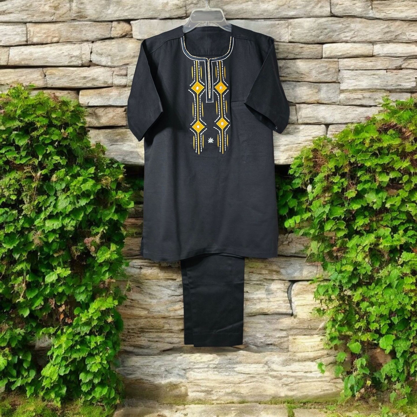 2-Piece Outfit for Men (L)