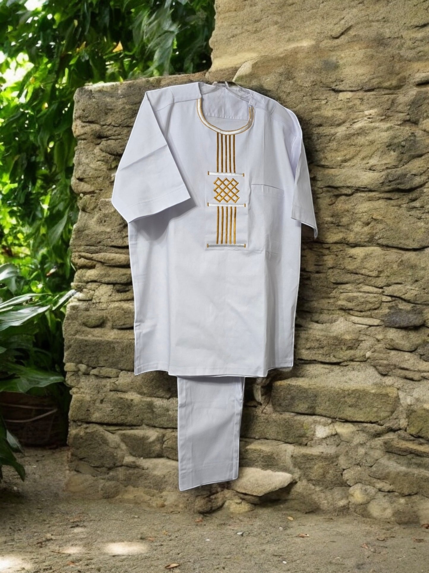 2-Piece Men Outfit (M)