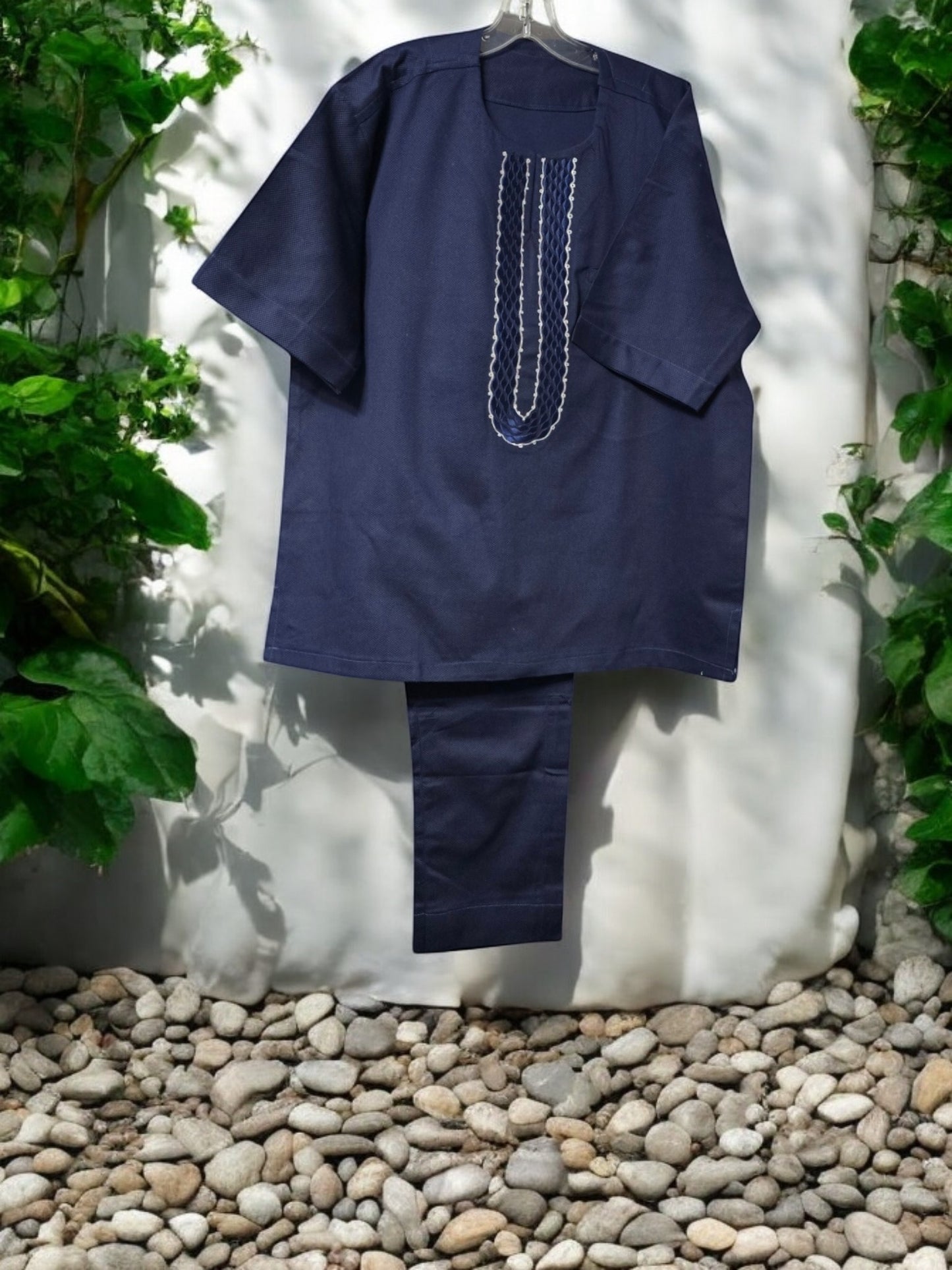 2-Piece Outfit for Men (2XL)