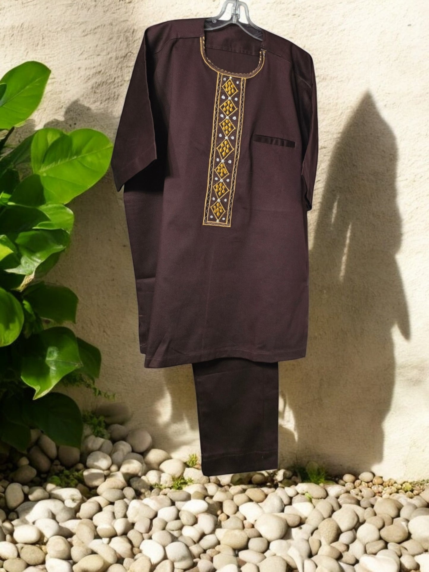 2-Piece Outfit for Men (2XL)